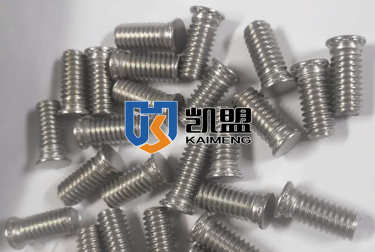 不锈铁螺丝使用不锈铁钝化液后通过盐雾测试